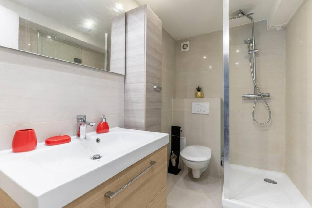 Appartement Grands Boulevards - 21 - Paris Exteriör bild